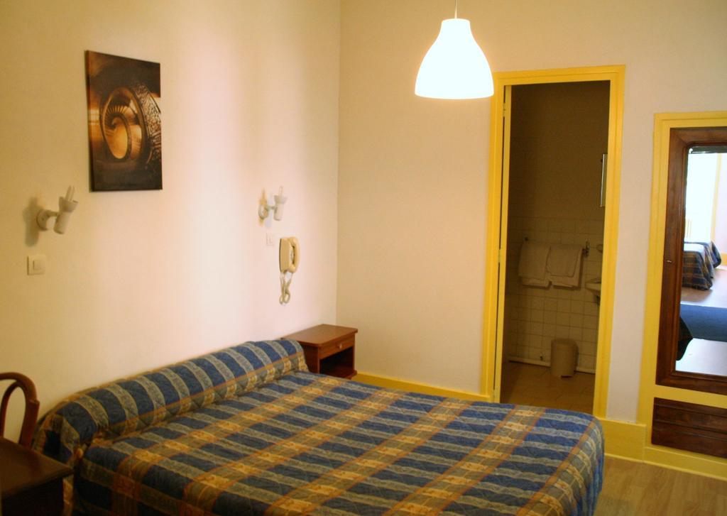 Grand Hotel De L'Europe Vals-les-Bains Pokoj fotografie